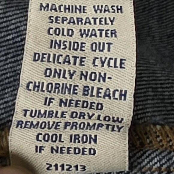 CAbi Jeans Blue Denim Jacket Womens S Style 721 Rodeo Trucker Classic Western - Picture 7 of 12